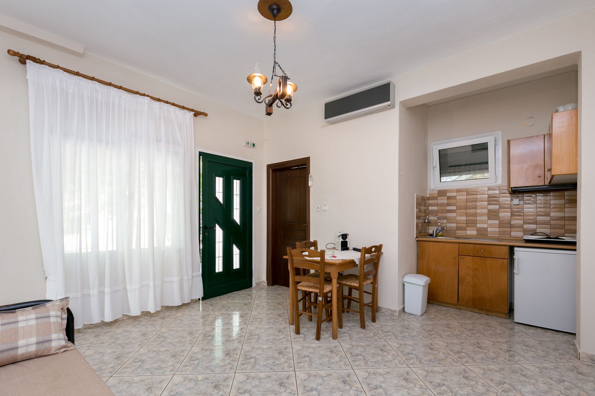 Petra Mare Apartment Thimonia Bagian luar foto