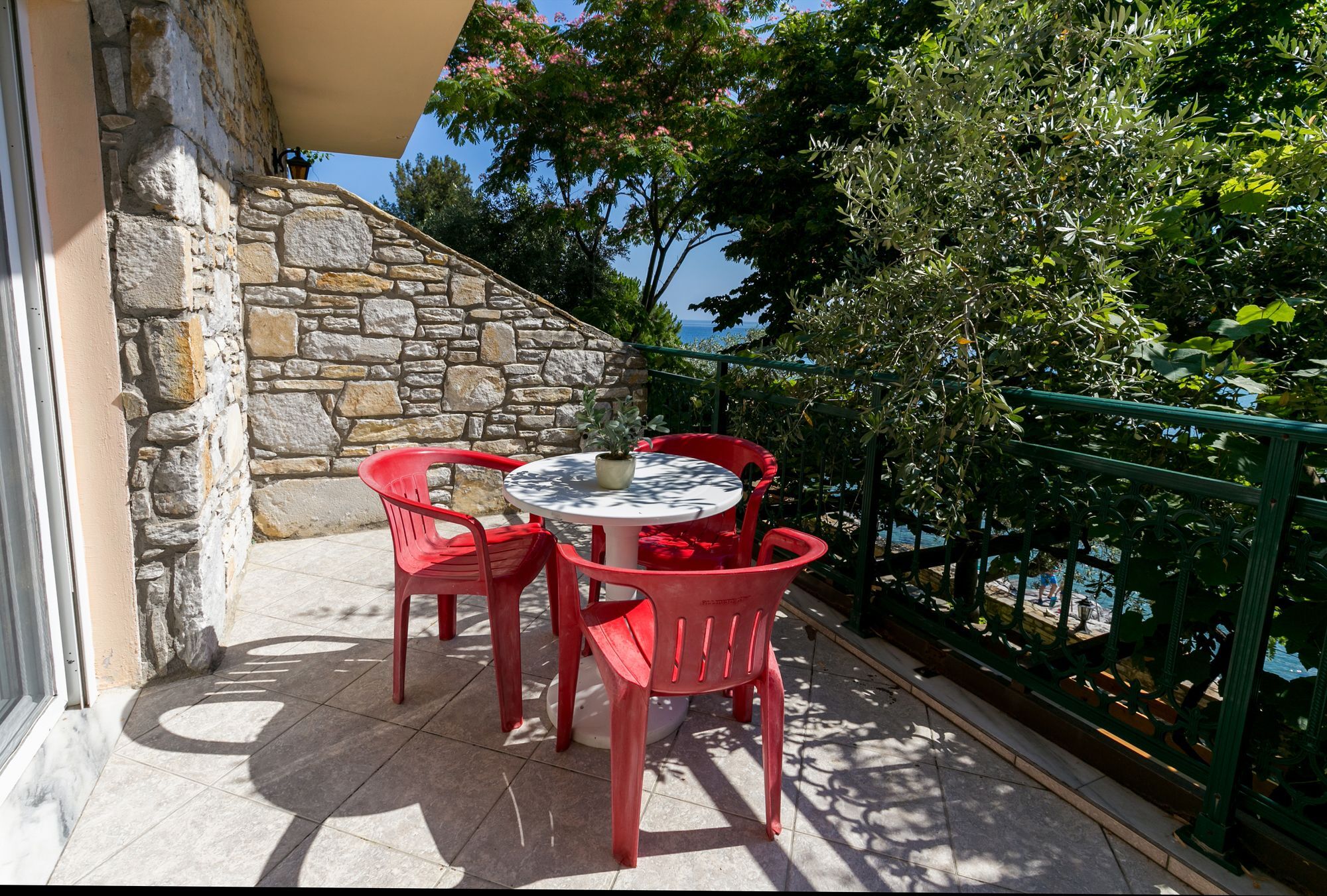 Petra Mare Apartment Thimonia Bagian luar foto