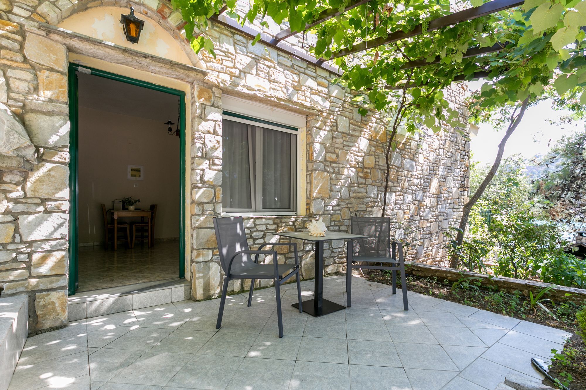 Petra Mare Apartment Thimonia Bagian luar foto